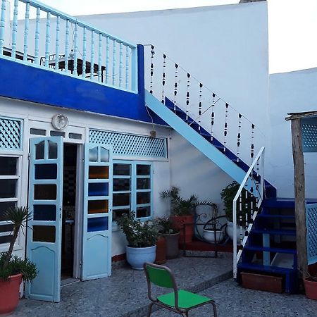 White And Blue Hostel Essaouira Buitenkant foto