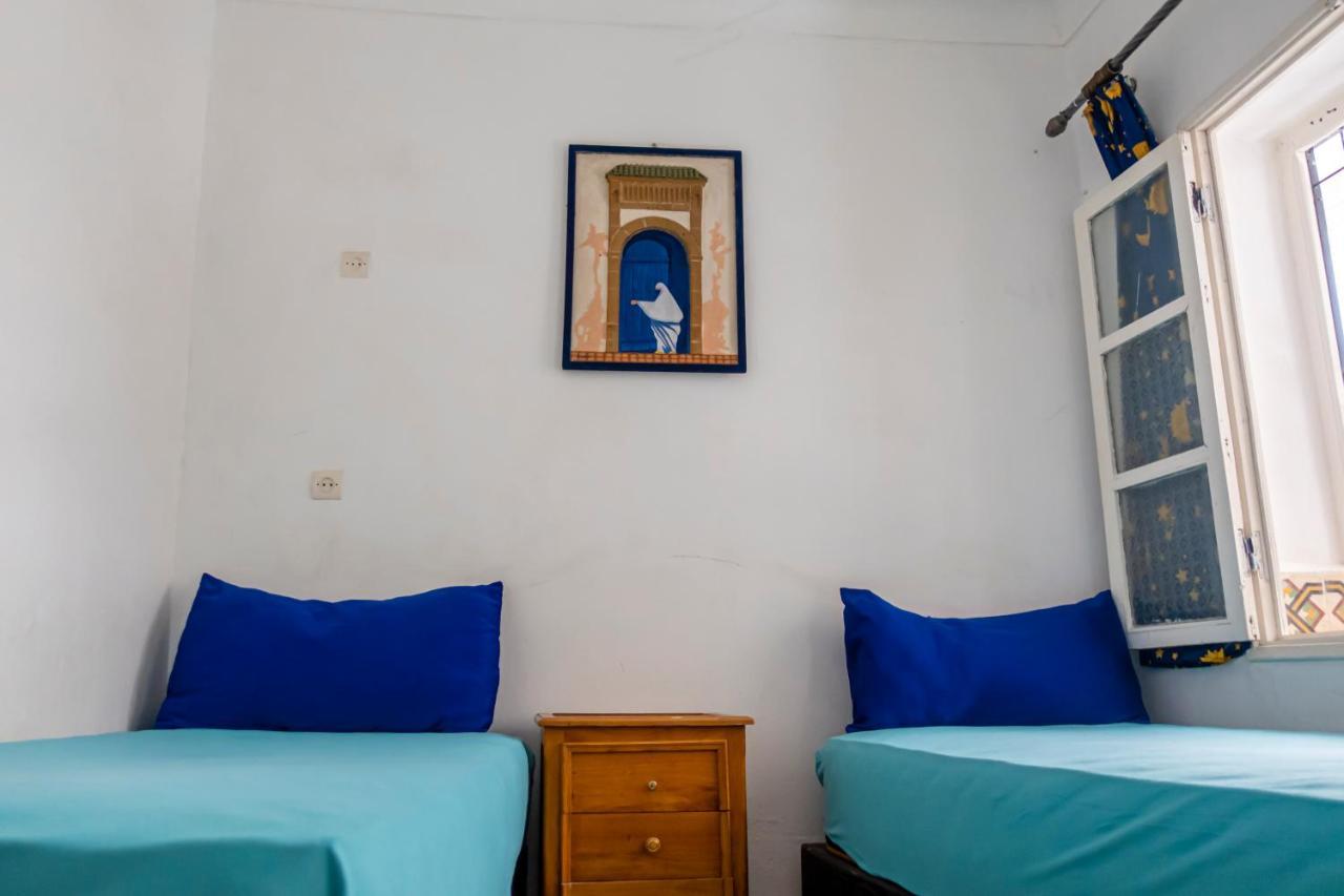 White And Blue Hostel Essaouira Buitenkant foto