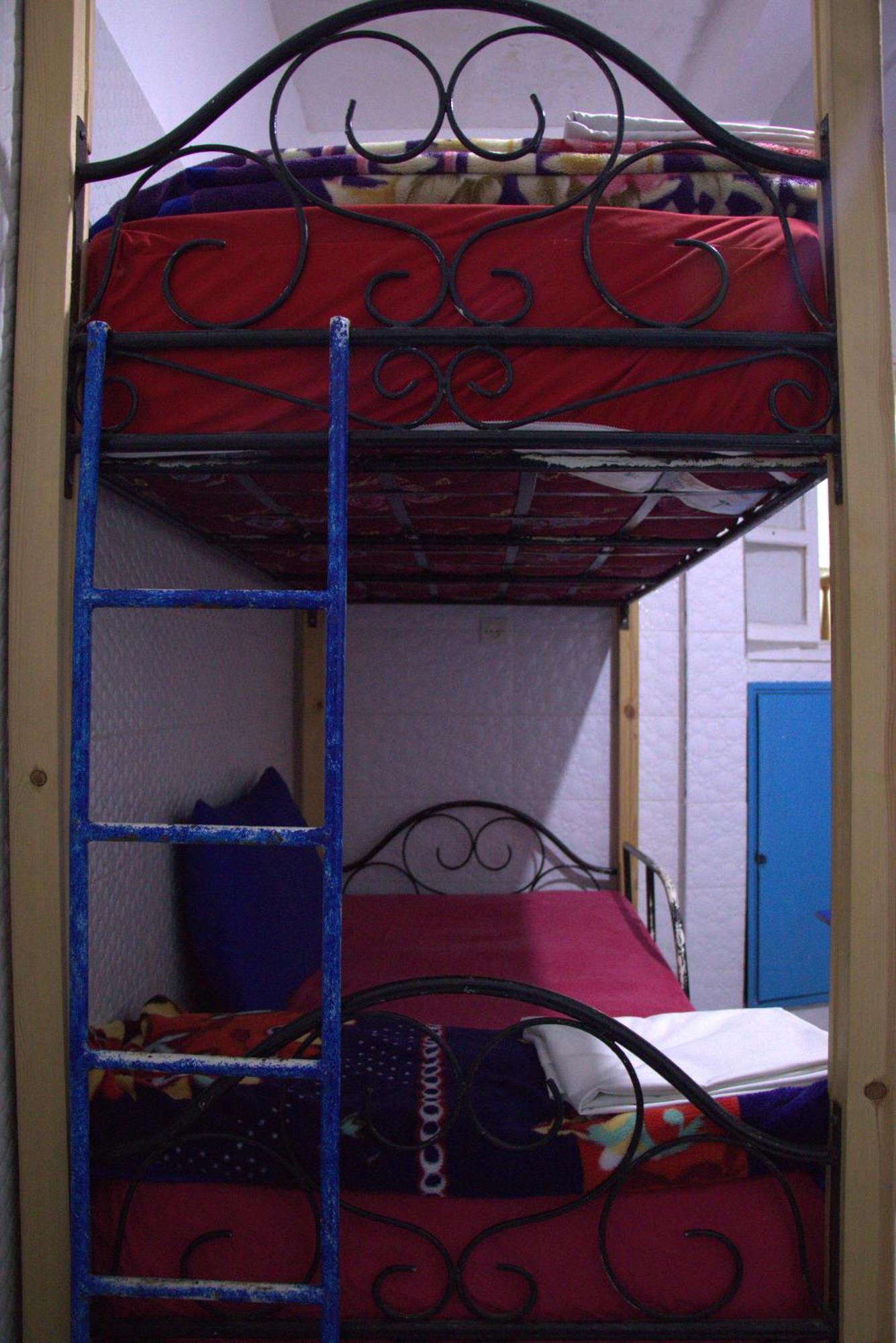 White And Blue Hostel Essaouira Buitenkant foto