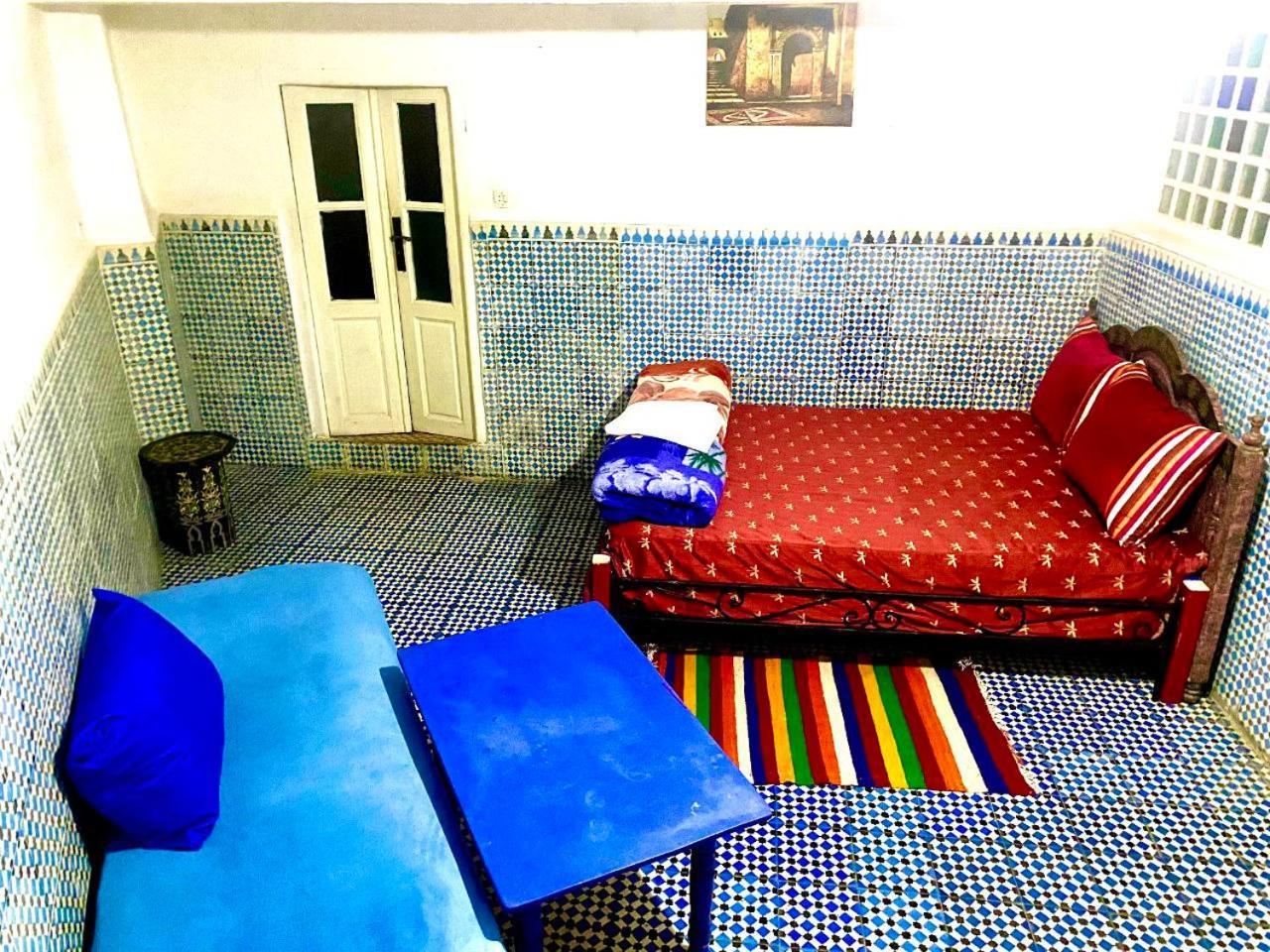 White And Blue Hostel Essaouira Buitenkant foto