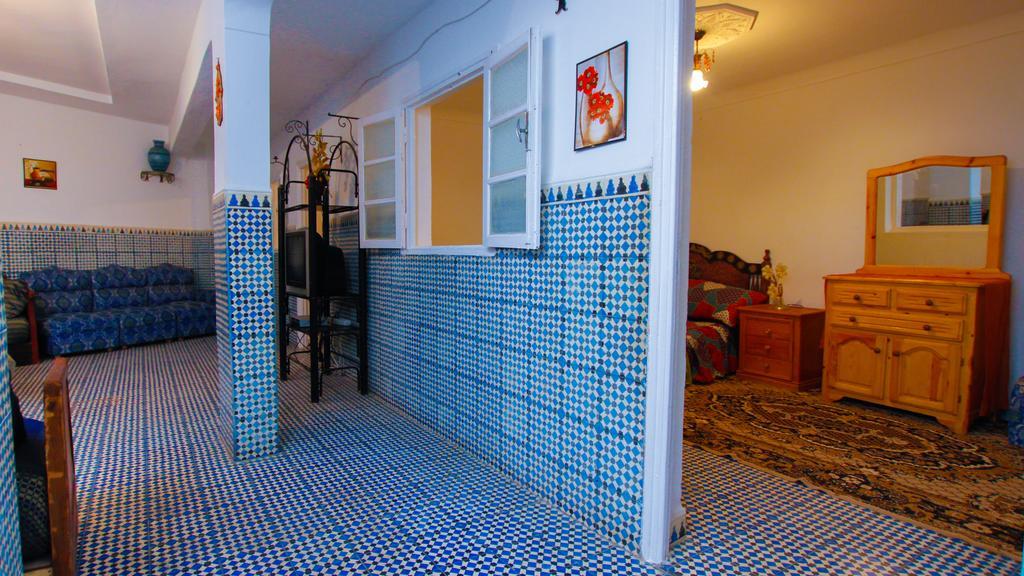 White And Blue Hostel Essaouira Buitenkant foto
