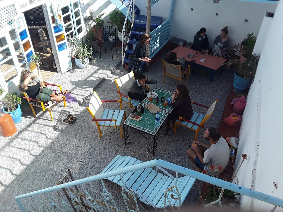 White And Blue Hostel Essaouira Buitenkant foto